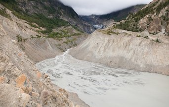 Asia’s glaciers will loose at least one third of their ice mass this century