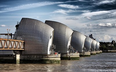Benefits of protecting London from the sea